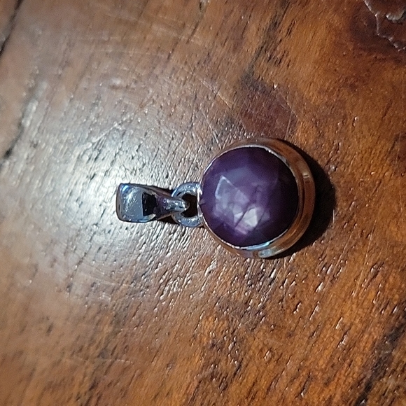 Natural Faceted Star Ruby Pendant Sterling silver. Coming soon. - Picture 5 of 5